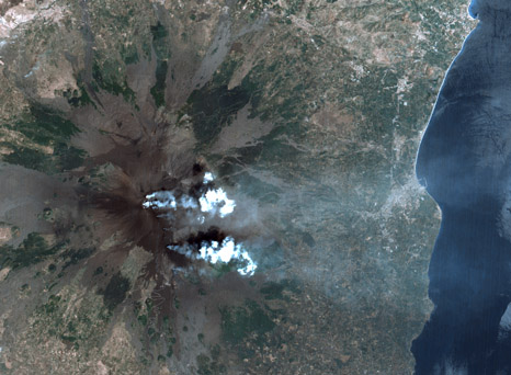 LISS-III, Etna, Italy, natural colour image